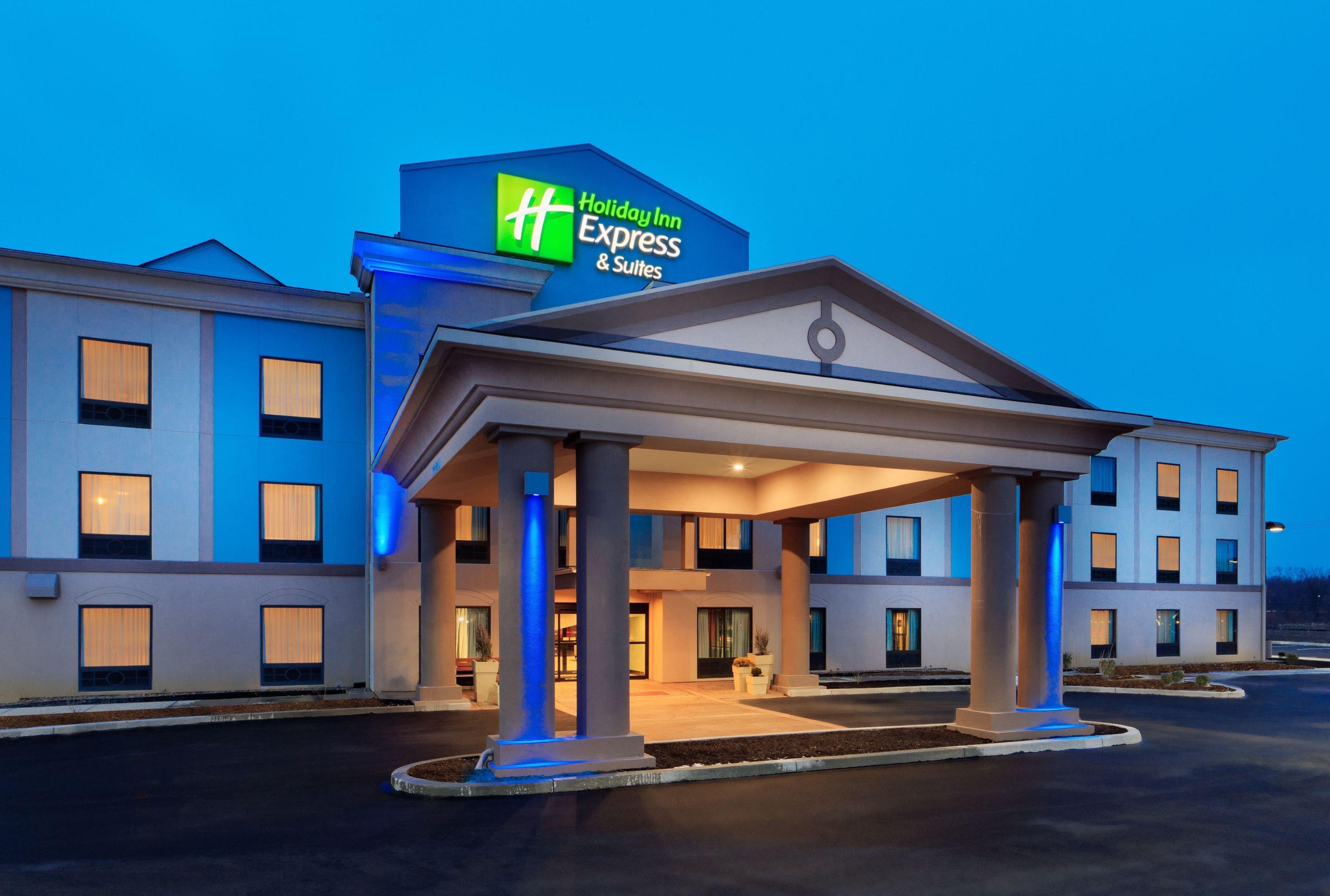 Holiday Inn Express & Suites Northeast By Ihg York Exterior photo